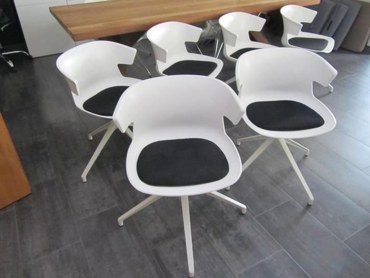 COVE designstoel by Dorigodesign - afneembaar kussen, Huis en Inrichting, Fauteuils, Zo goed als nieuw, Kunststof, Metaal, Ophalen