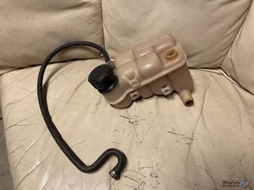 Bmw E30 koelreservoir potje 320i 325i m20 reservoir 3-serie  beschikbaar voor biedingen