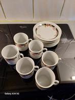 Kleine kopjes met ondertas (6), Ophalen of Verzenden, Zo goed als nieuw, Overige stijlen, Kop(pen) en/of Schotel(s)