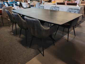 Zwarte rechthoekige eetkamertafel (PROMO) beschikbaar voor biedingen