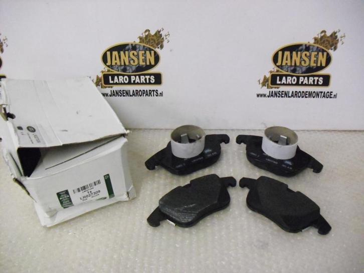 Range Rover Evoque L538 remblokken set voorzijde LR027309, Auto-onderdelen, Remmen en Aandrijving