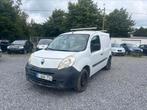 Renault kangoo 1.5 diesel km 190.000 bj 2010 is gekeurd vrk, Auto's, Voorwielaandrijving, Stof, Zwart, 4 cilinders
