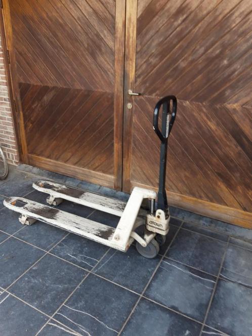 Transpallet BT en Crown, Doe-het-zelf en Bouw, Palletwagens en Pompwagens, Gebruikt, Ophalen of Verzenden
