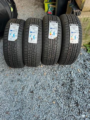 4 pneus NEUFS : GISLAVED euro Frost 6 (hiver)215 60 R17 96H