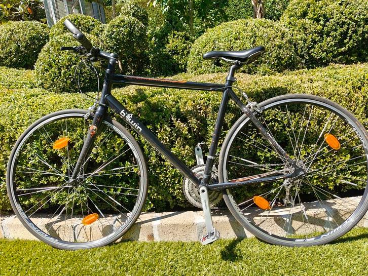 B’TWIN Triban – racefiets – maat (52) – goed onderhouden, Fietsen en Brommers, Fietsen | Racefietsen, Zo goed als nieuw, Heren