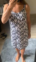 Nieuw wit zomerkleedje met giraffen, Kleding | Dames, Jurken, Maat 38/40 (M), Wit, Nieuw, Ophalen of Verzenden