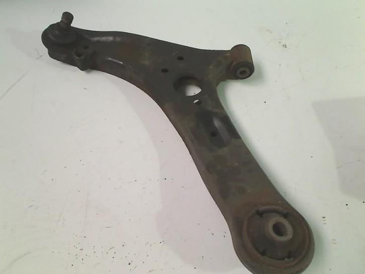 DRAAGARM LINKS VOOR Kia Picanto (TA) (01-2011/06-2017), Auto-onderdelen, Ophanging en Onderstel, Kia, Gebruikt