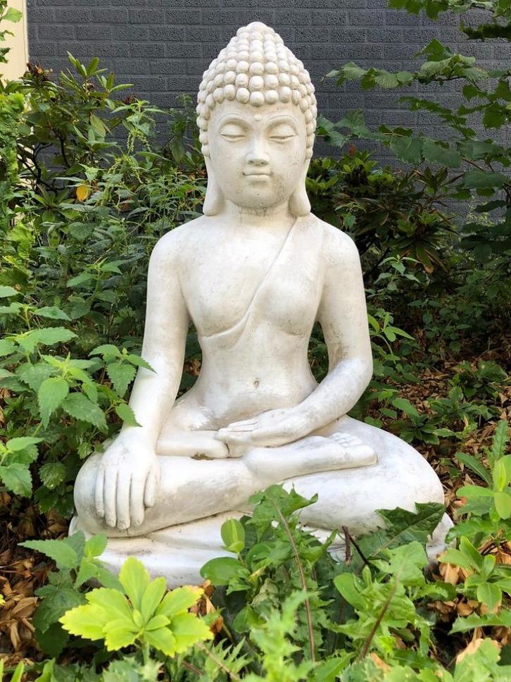 Mediterende boeddha, vol steen., Tuin en Terras, Tuinbeelden, Boeddhabeeld, Steen, Ophalen of Verzenden