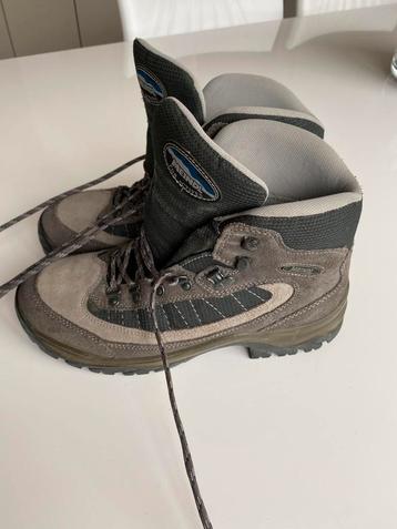 Wandelschoenen Meindl maat 40-41, Ophalen, Overige kleuren, Wandelschoenen, Zo goed als nieuw