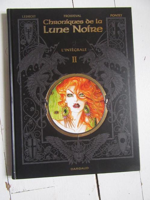 BD Les Chroniques de la Lune Noire Intégrale 2 Edition Origi, Boeken, Stripverhalen, Zo goed als nieuw, Eén stripboek, Ophalen of Verzenden