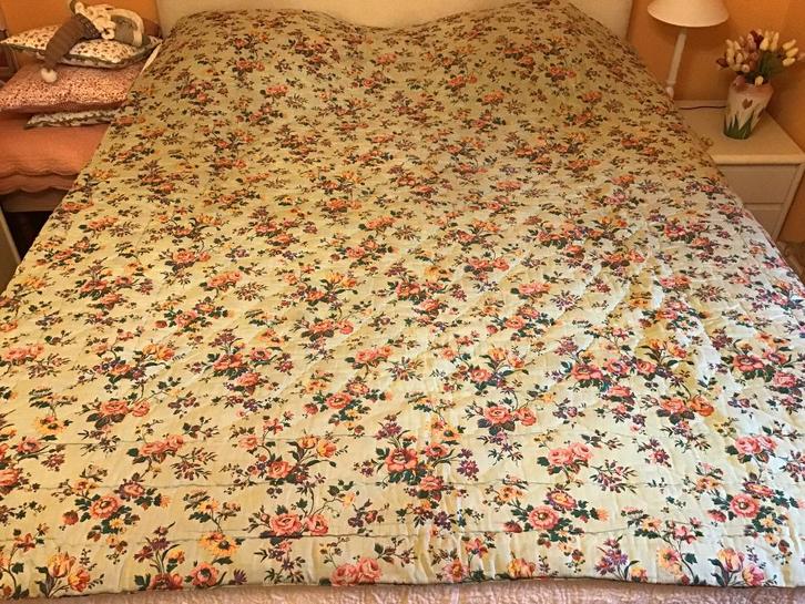 zeldzame vintage bedsprei/boutis 1 persoon, Huis en Inrichting, Slaapkamer | Beddengoed, Gebruikt, Overige typen, Tweepersoons