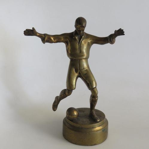 Sculpture en bronze vintage joueur de football Jozsef Bozsik, Antiquités & Art, Curiosités & Brocante, Enlèvement ou Envoi