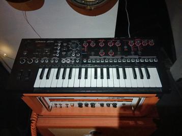 Roland JD-Xi allrounder synth, drums, 4track recording  beschikbaar voor biedingen