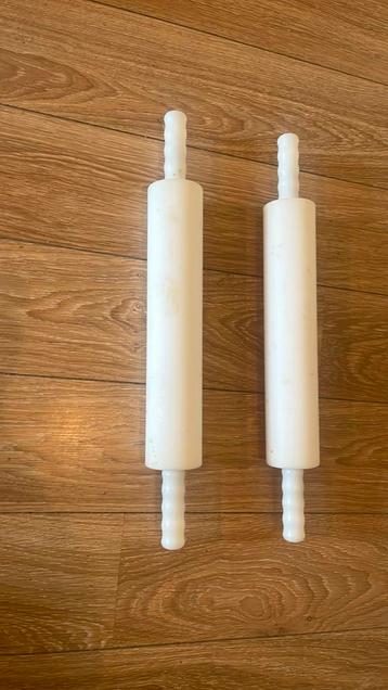 2 deegrollen 40 cm breed in kunststof. beschikbaar voor biedingen
