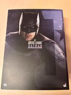 Hot Toys Batman Deluxe versie volledig met doos, Verzamelen, Ophalen of Verzenden, Zo goed als nieuw, Film, Actiefiguur of Pop