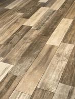 Keramische vloer in houtlook, Doe-het-zelf en Bouw, Tegels, Nieuw, Minder dan 5 m², Keramiek, 20 tot 40 cm