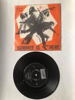 Outsiders : Summer is here ( Nederbeat; 1967), Cd's en Dvd's, Vinyl Singles, Rock en Metal, Gebruikt, 7 inch, Single