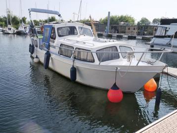 De beste keuze voor een familiecruise op de kanalen. beschikbaar voor biedingen
