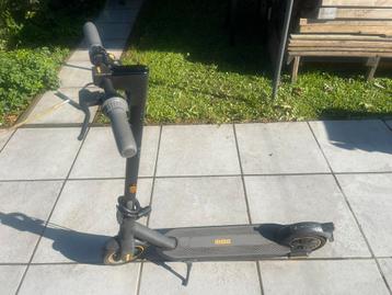 Elektrische Trottinette Ninebot segway MAX G30 V2 beschikbaar voor biedingen