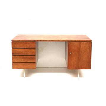 Vintage bureau palissander jaren '60 '70 retro design desk beschikbaar voor biedingen