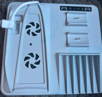 Ps5 staander + koeling + 2 oplaadstations & speletjeshouder beschikbaar voor biedingen