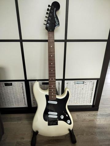 Squier Contemporary Strat, Muziek en Instrumenten, Ophalen, Zo goed als nieuw