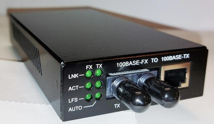 ETHERNET-CONVERTER 5VDC 1A CANARY CFT-2062-D, Telecommunicatie, Zenders en Ontvangers, Nieuw, Zender en Ontvanger, Ophalen of Verzenden