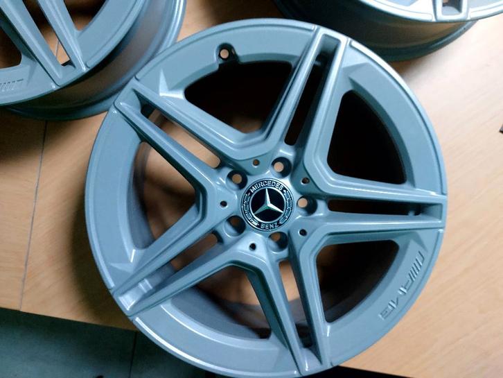 Jantes AMG mercedes w205 18", Auto-onderdelen, Banden en Velgen, Velg(en), 18 inch, Overige, Personenwagen, Gereviseerd, Ophalen