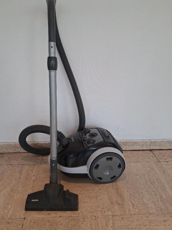 Aspirateur Philips FC9062, Electroménager, Aspirateurs, Utilisé, Aspirateur, 2000 watts ou plus, Sac à poussière, Enlèvement