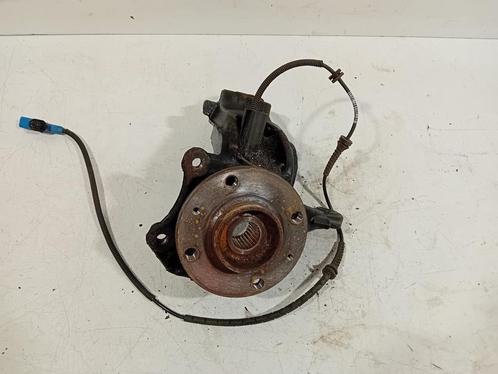 WIELNAAF LINKS VOOR Peugeot 2008 (CU) (01-2013/12-2019), Auto-onderdelen, Remmen en Aandrijving, Peugeot, Gebruikt