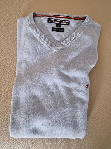 Tommy Hilfiger Herentrui V-hals Maat S beschikbaar voor biedingen