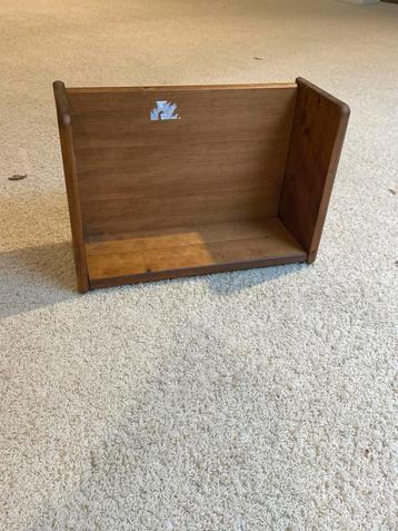 Hangrek beschikbaar voor biedingen