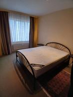 Lit + matelas, Maison & Meubles, 210 cm, Enlèvement, Utilisé, Métal