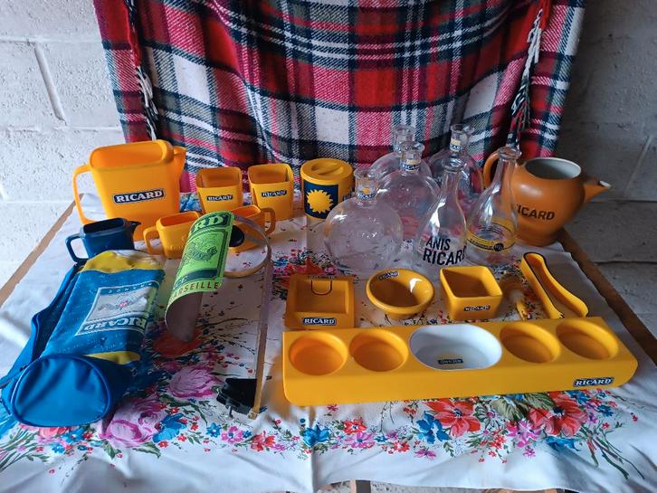 A vendre lot accessoire ricard, Collections, Marques & Objets publicitaires, Utilisé, Autres types, Enlèvement