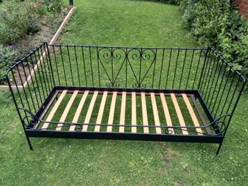 Aluminium bed. Met lattenbodem 90x 200 beschikbaar voor biedingen