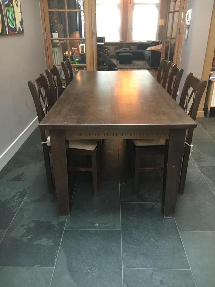 Massieve koloniale buffetkast + eettafel met 8 stoelen, Huis en Inrichting, Complete eetkamers, Zo goed als nieuw, 6 tot 8 stoelen