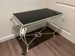 Stijlvolle metalen salontafel met glazen blad, Huis en Inrichting, Tafels | Salontafels, Ophalen, Gebruikt, 50 tot 100 cm, 100 tot 150 cm