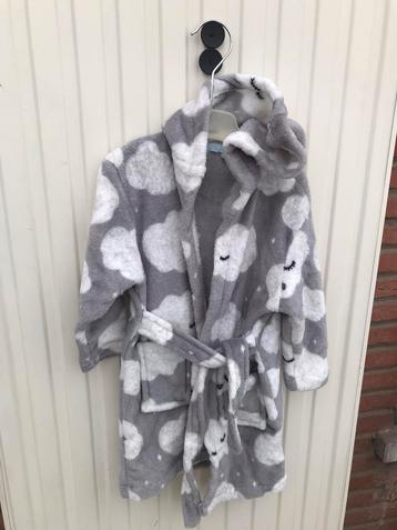 Badjasje  beschikbaar voor biedingen