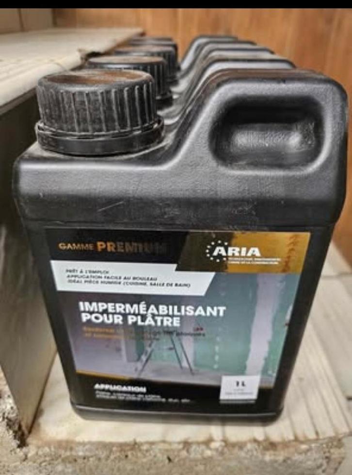 5 bidons d'imperméabilisant pour plaques de plâtre, Bricolage & Construction, Peinture, Vernis & Laque, Enlèvement