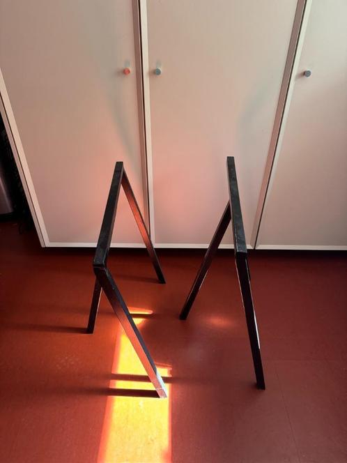 HAY Loop Stand Frame Black Set van 2 voor tafel/bureau, Huis en Inrichting, Tafelonderdelen, Gebruikt, Tafelpoot, 50 tot 100 cm