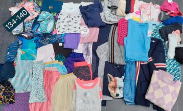 Lot meisjeskleding - maat 134-140 - merken, ruim 70 stuks
