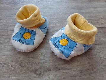 Babyschoentjes babysokjes: nauwelijks gedragen! beschikbaar voor biedingen