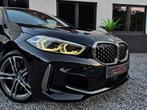 BMW 135 M135iXAS - FULL BLACK - AMBIANT LIGHTS - CARPLAY, Autos, BMW, 5 places, Carnet d'entretien, Série 1, Noir