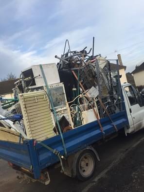 Ferrailleur 0465.493.867 Dani BRUXELLES, Bricolage & Construction, Métaux, Utilisé, Fer, Enlèvement