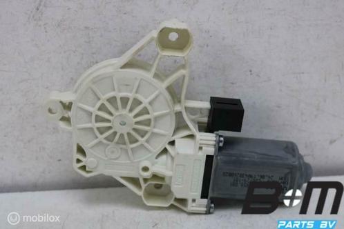 Raammotor rechtsvoor VW Passat B8 4K0959801, Auto-onderdelen, Interieur en Bekleding, Gebruikt