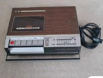 Vintage Casette Deck Telefunken beschikbaar voor biedingen