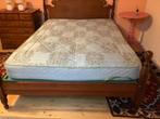 beau lit en bois avec sommier à lattes, Enlèvement