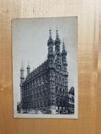Postkaart Leuven : Stadhuis, Verzamelen, Verzenden, 1940 tot 1960, Gelopen, Vlaams-Brabant