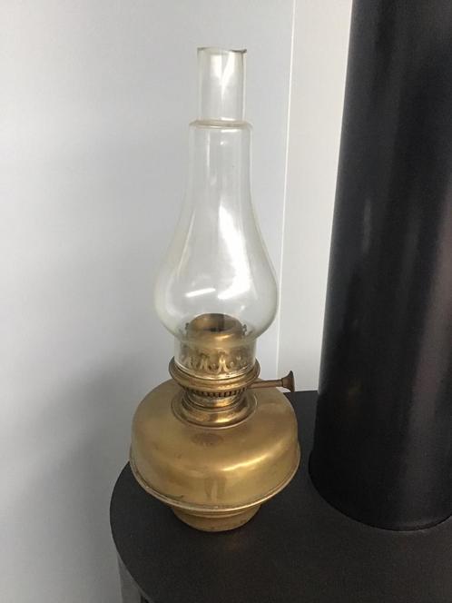 Petroleumlamp lampe belge marque déposée, Antiquités & Art, Antiquités | Éclairage, Enlèvement ou Envoi