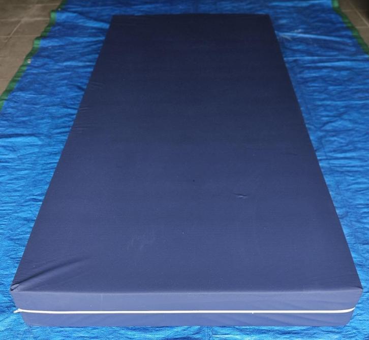 Zorgmatras  : SAMPLI Matras Easy Care (14cm)      NEW PRICE, Huis en Inrichting, Slaapkamer | Matrassen en Bedbodems, Zo goed als nieuw